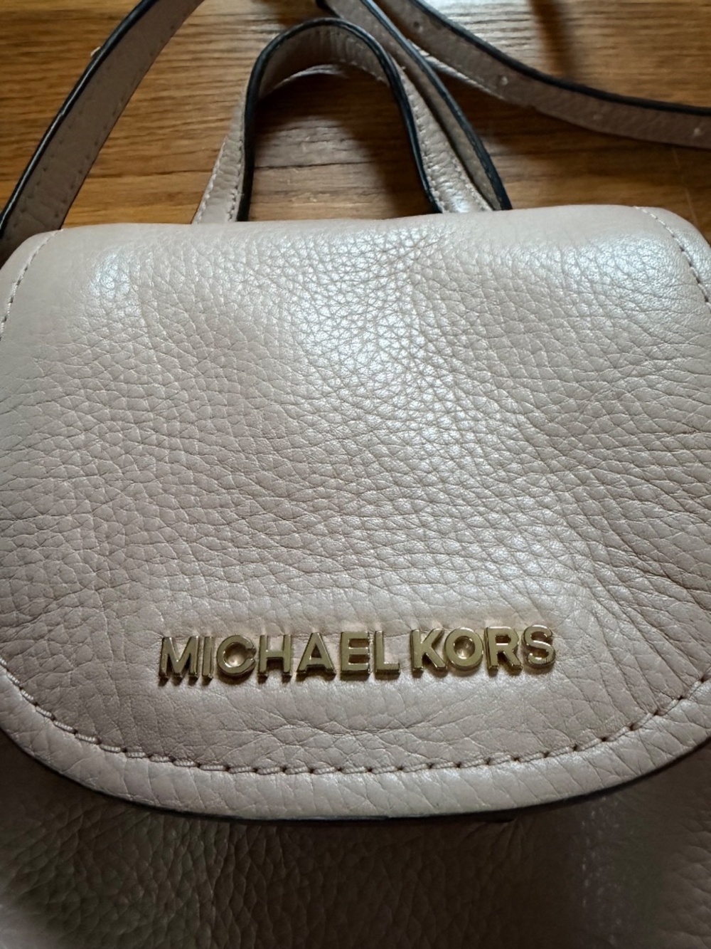 MICHAEL KORS Riley Bag - Picture 4 of 5